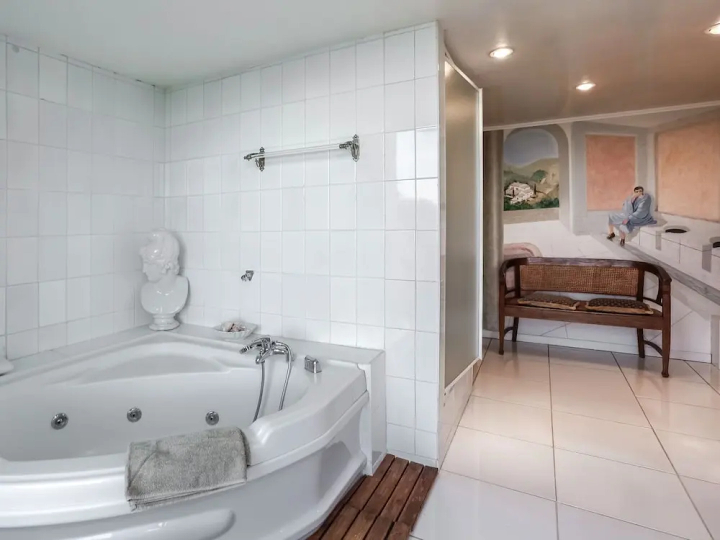 Mediterranean Villa With Panoramic Views of Nice and the Mediterranean Sea