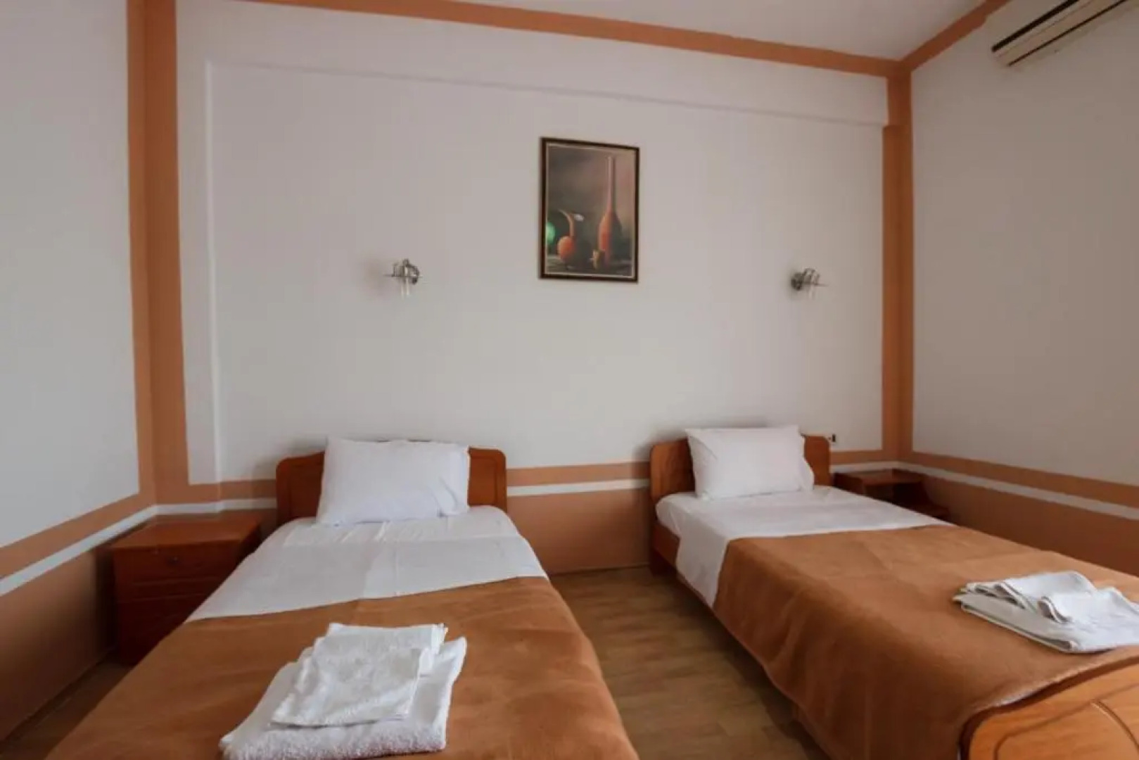 Autogrill, Hotel & Restaurant