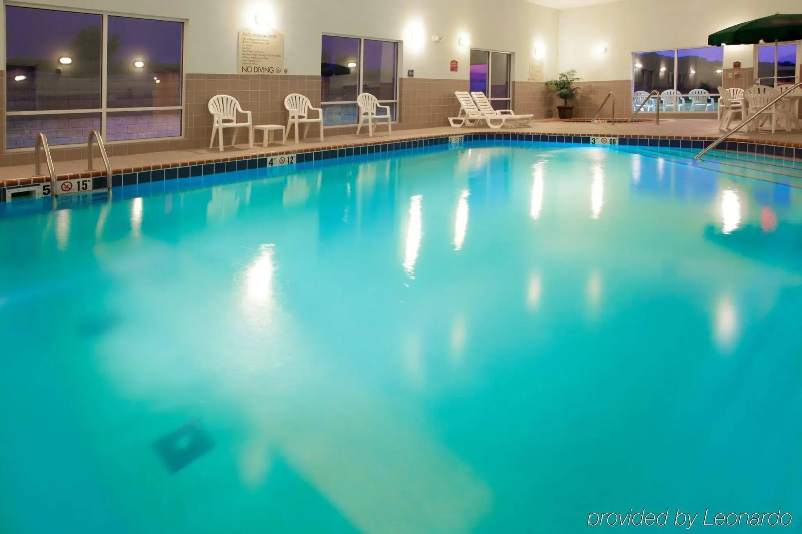 Holiday Inn Express & Suites Parkersburg-Mineral Wells by IHG