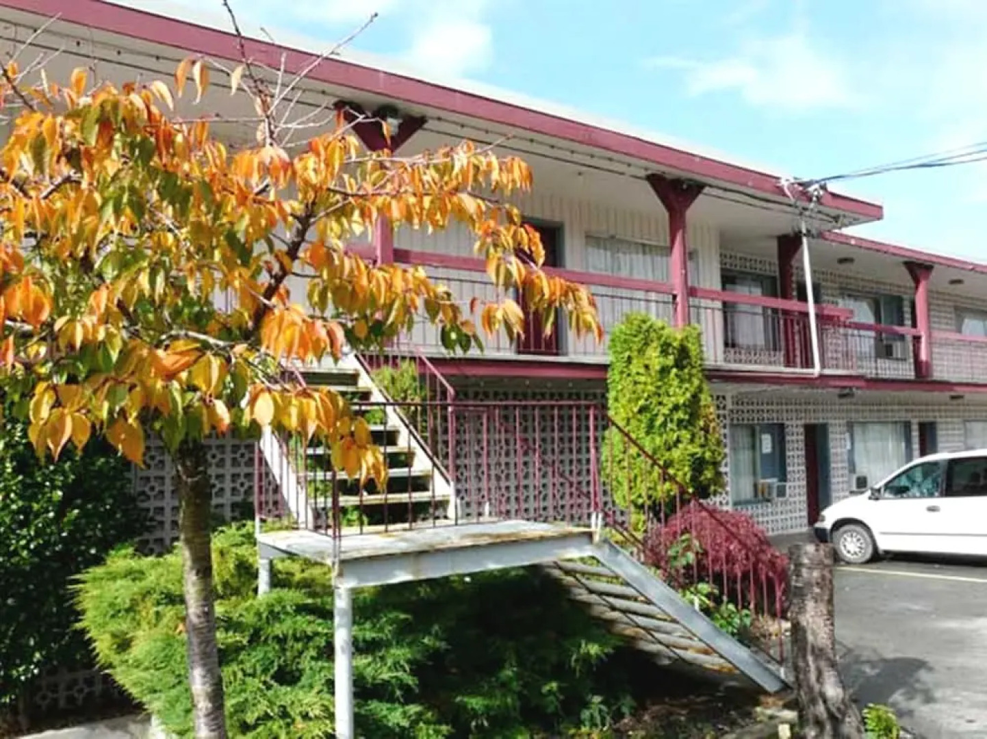 Alberni Inn