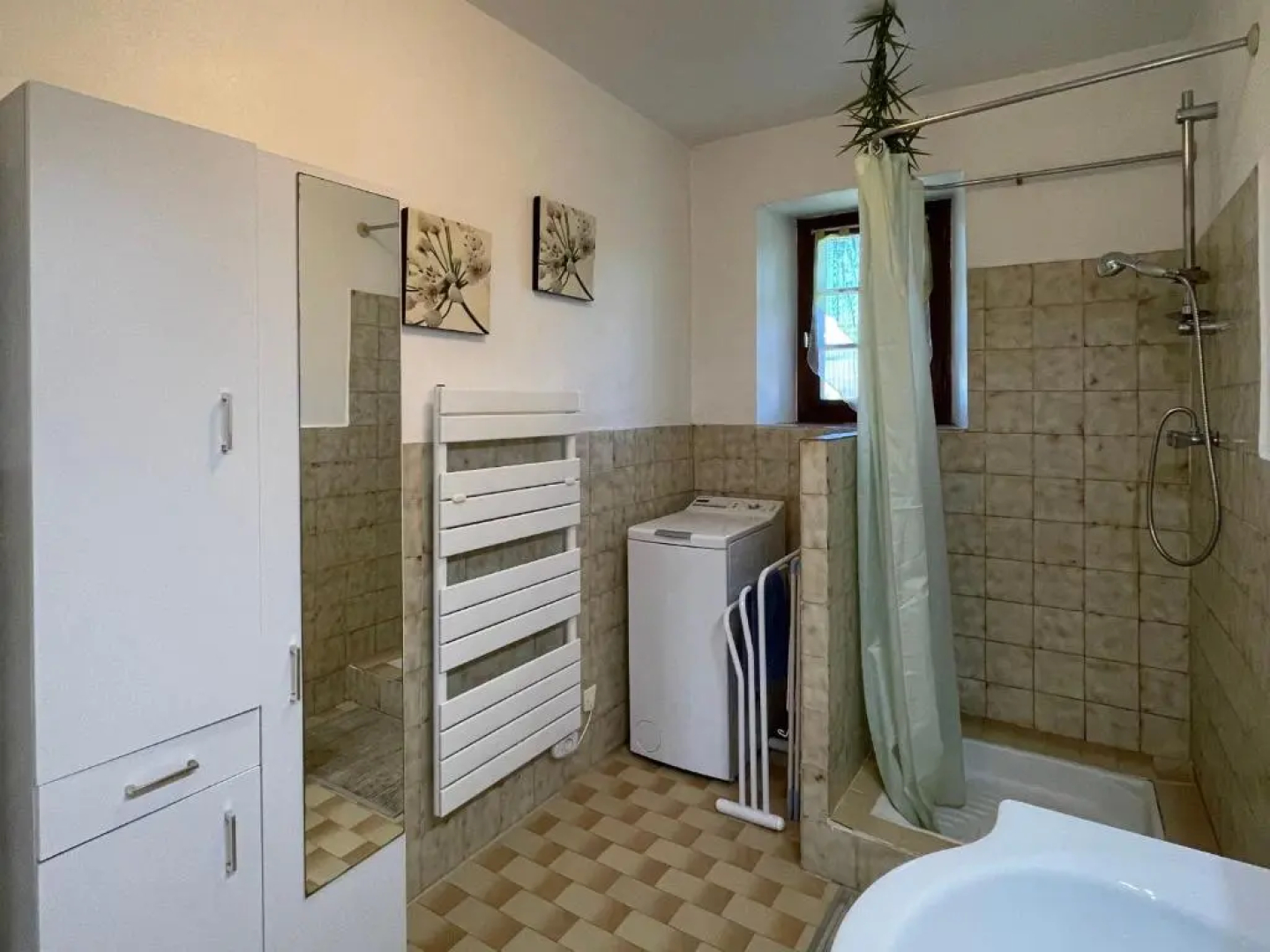 Gîte Saint-Haon, 4 pièces, 5 personnes - FR-1-582-211