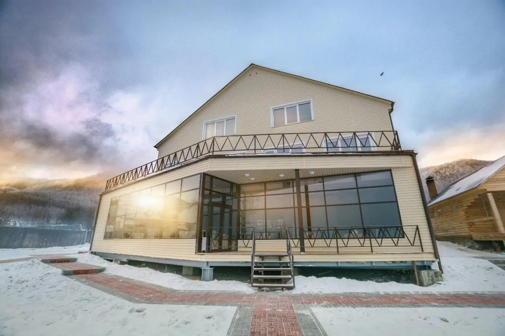 Пик Черского