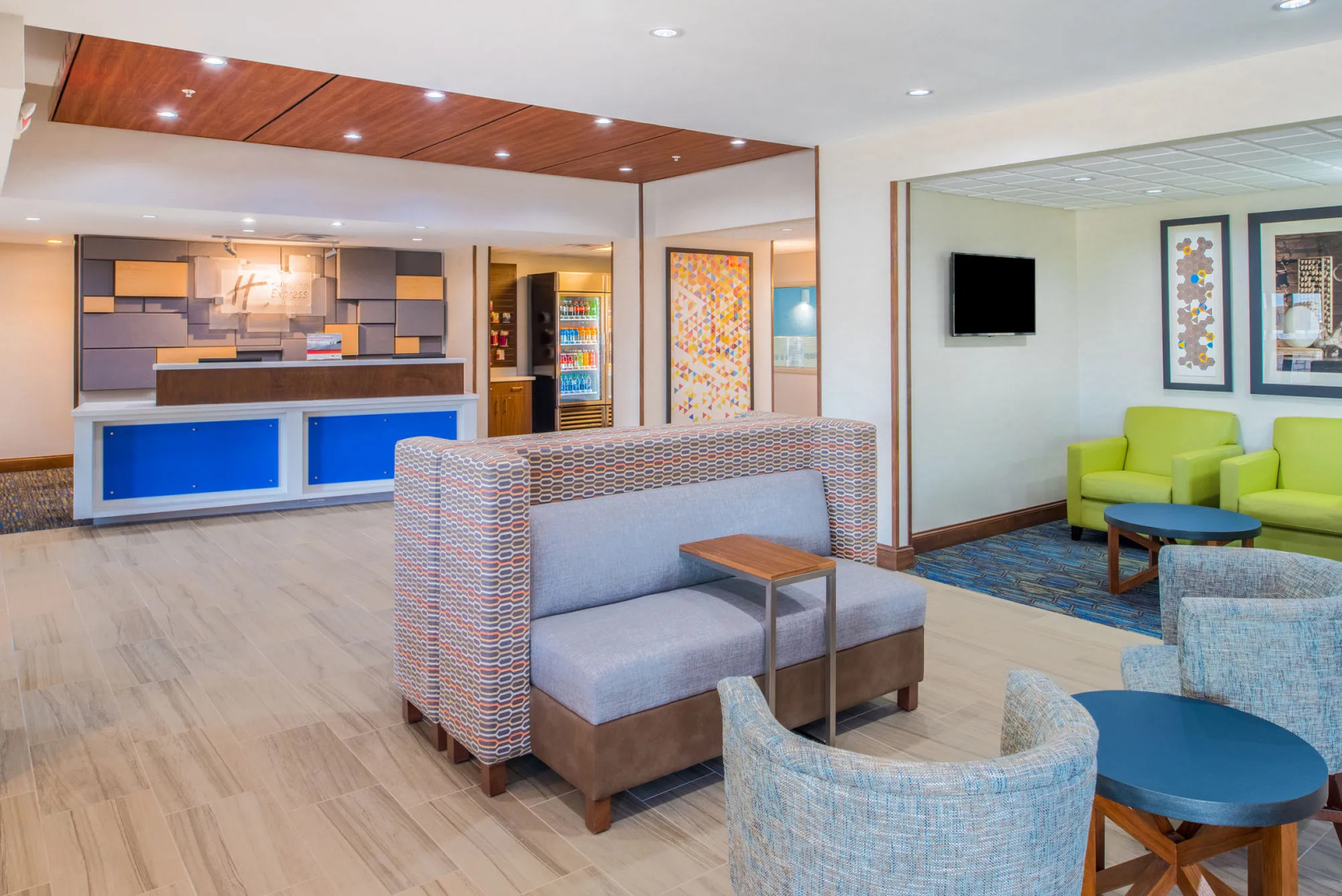 Holiday Inn Express Hotel & Suites Bismarck by IHG