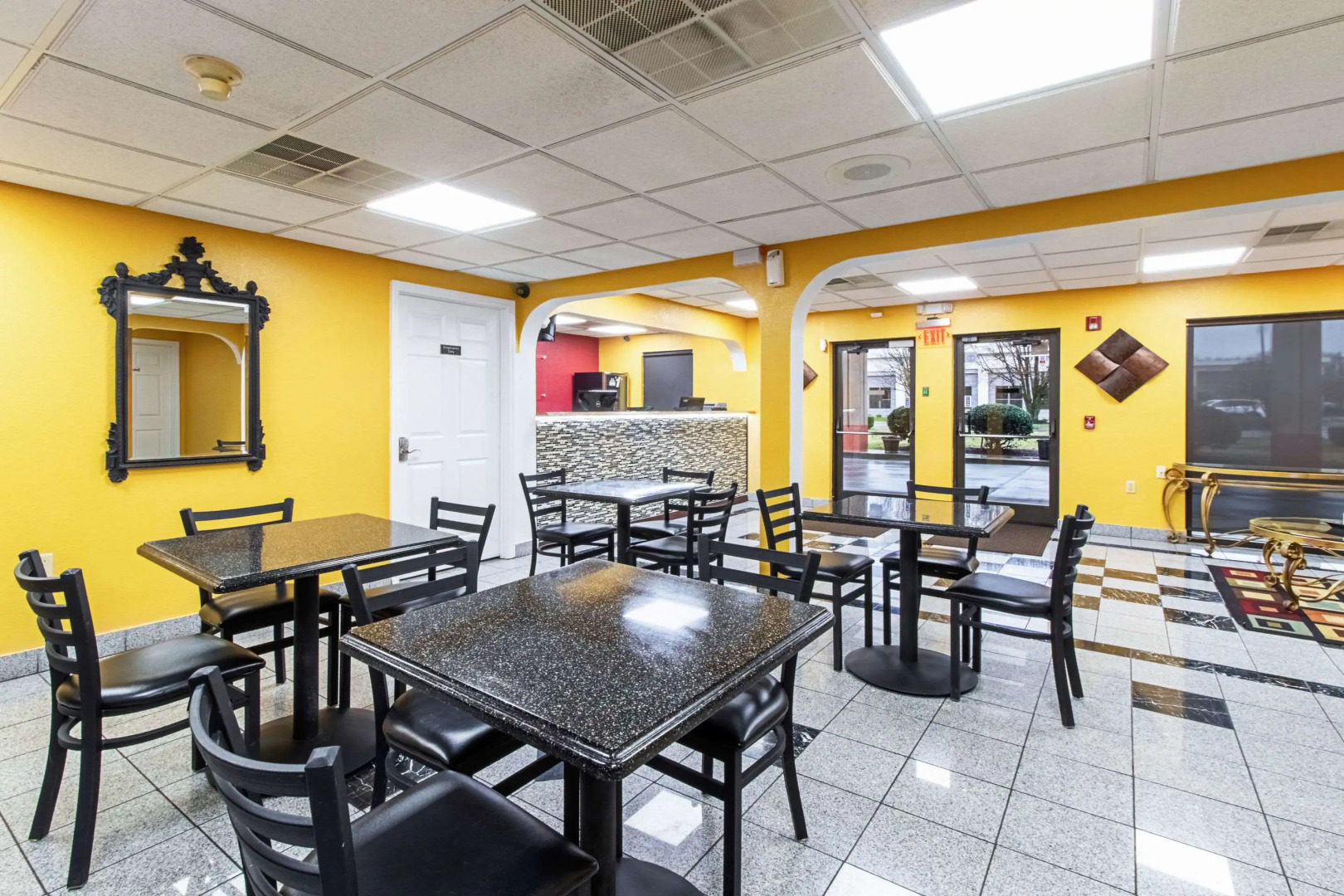 Quality Inn & Suites Dickson