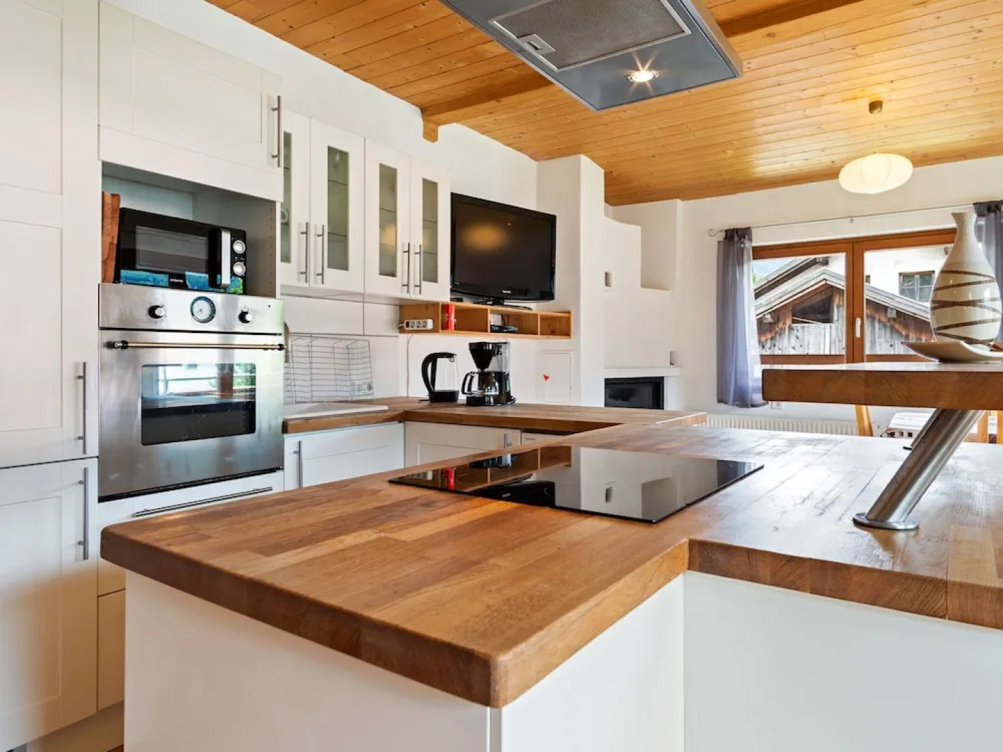 Simplistic Apartment in Fließ near Gachenblick Mountain