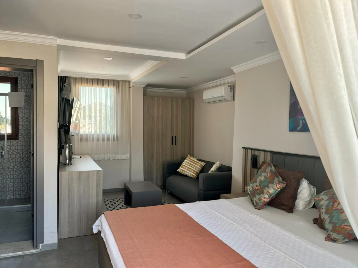 Akkan Hotel