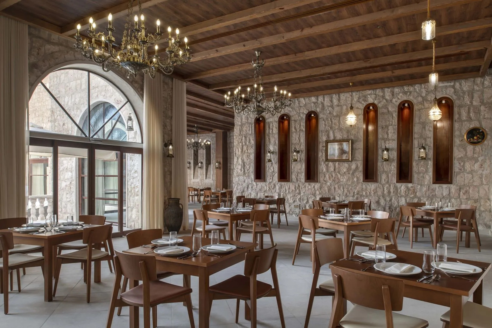 Al Samriya, Autograph Collection