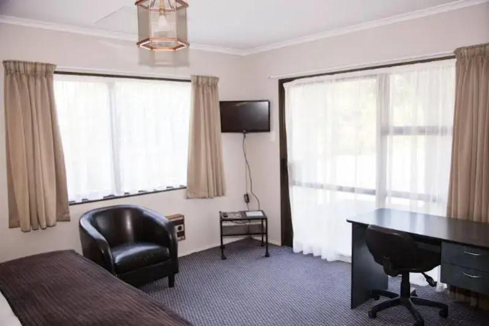 Econo Lodge The Villas