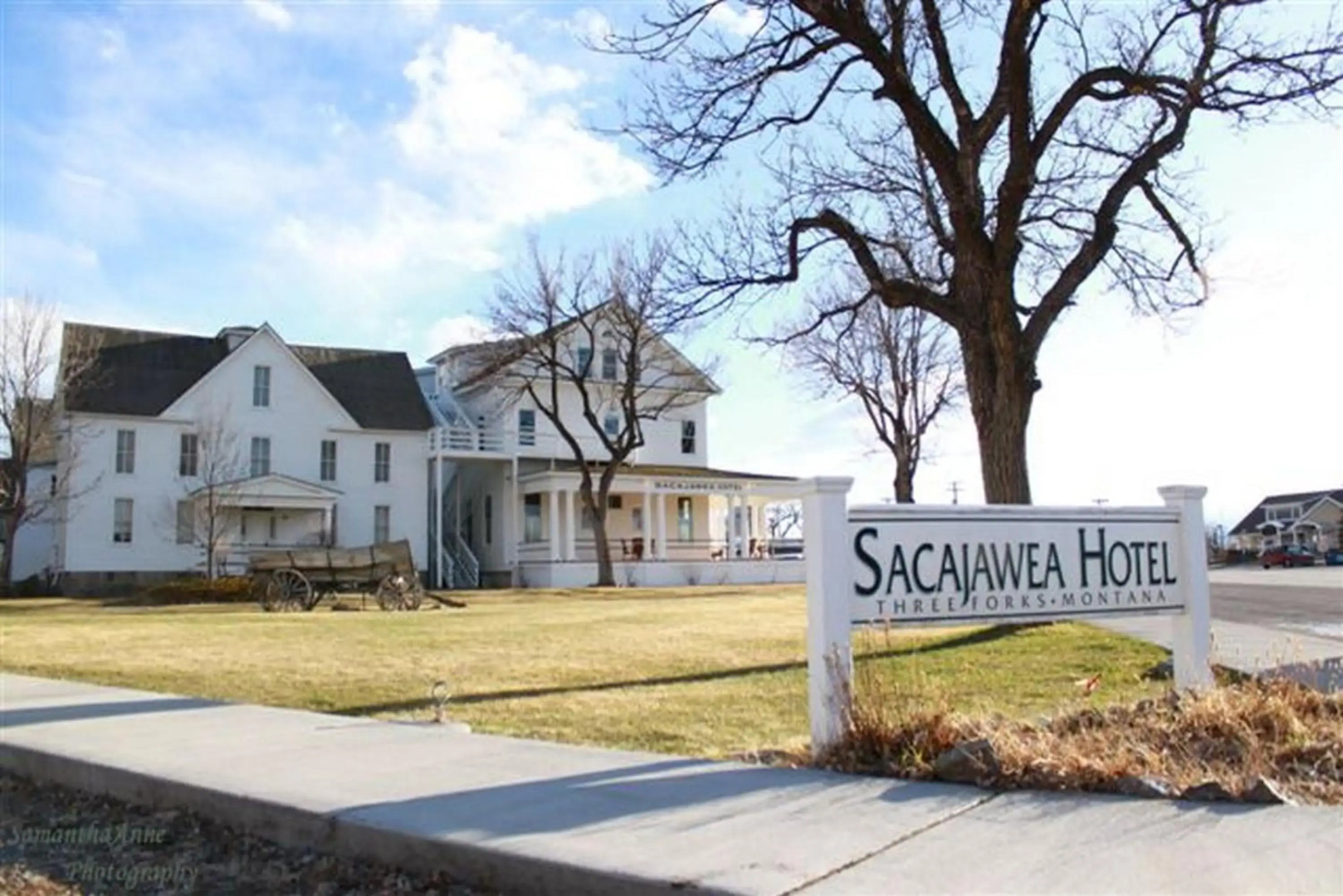 Sacajawea Hotel