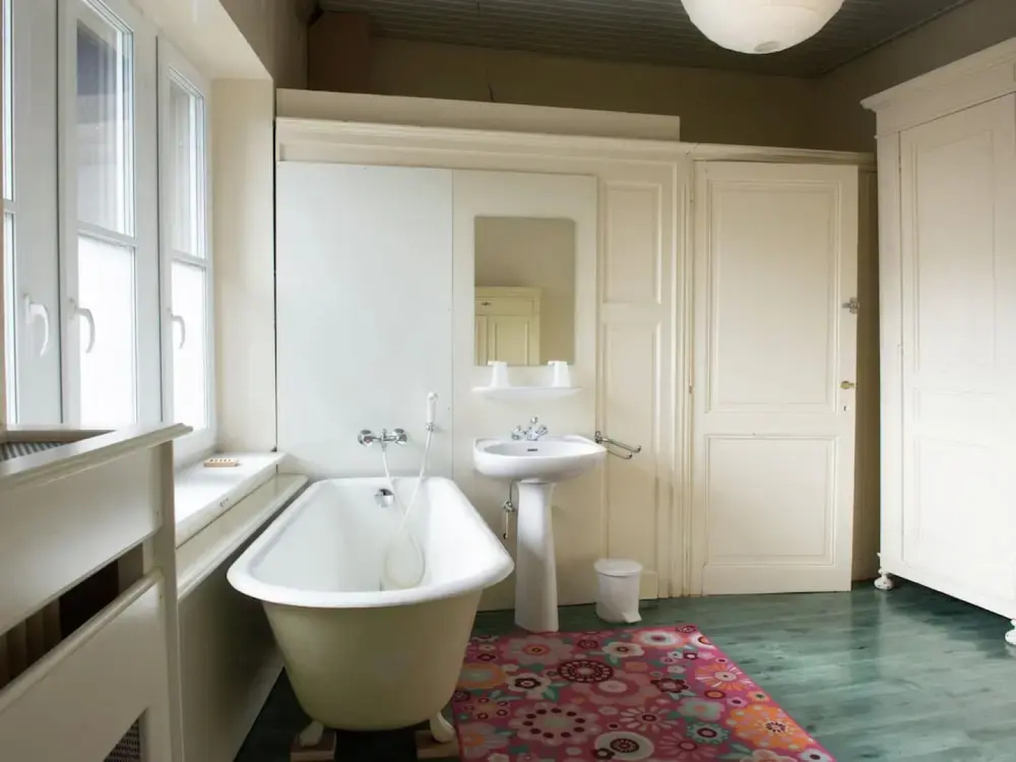 Vintage Castle in Theux With Private Pool