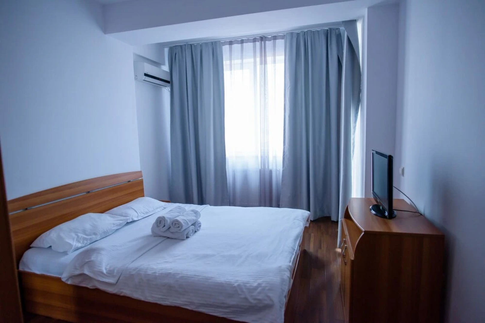 Summerland Apartment