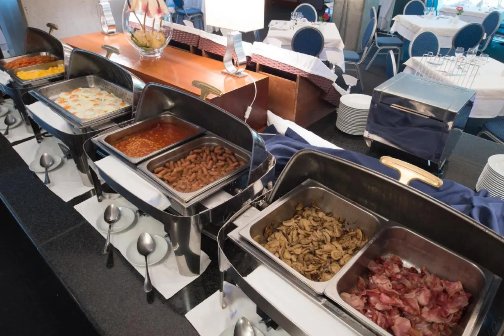 VIP Executive Art's Hotel