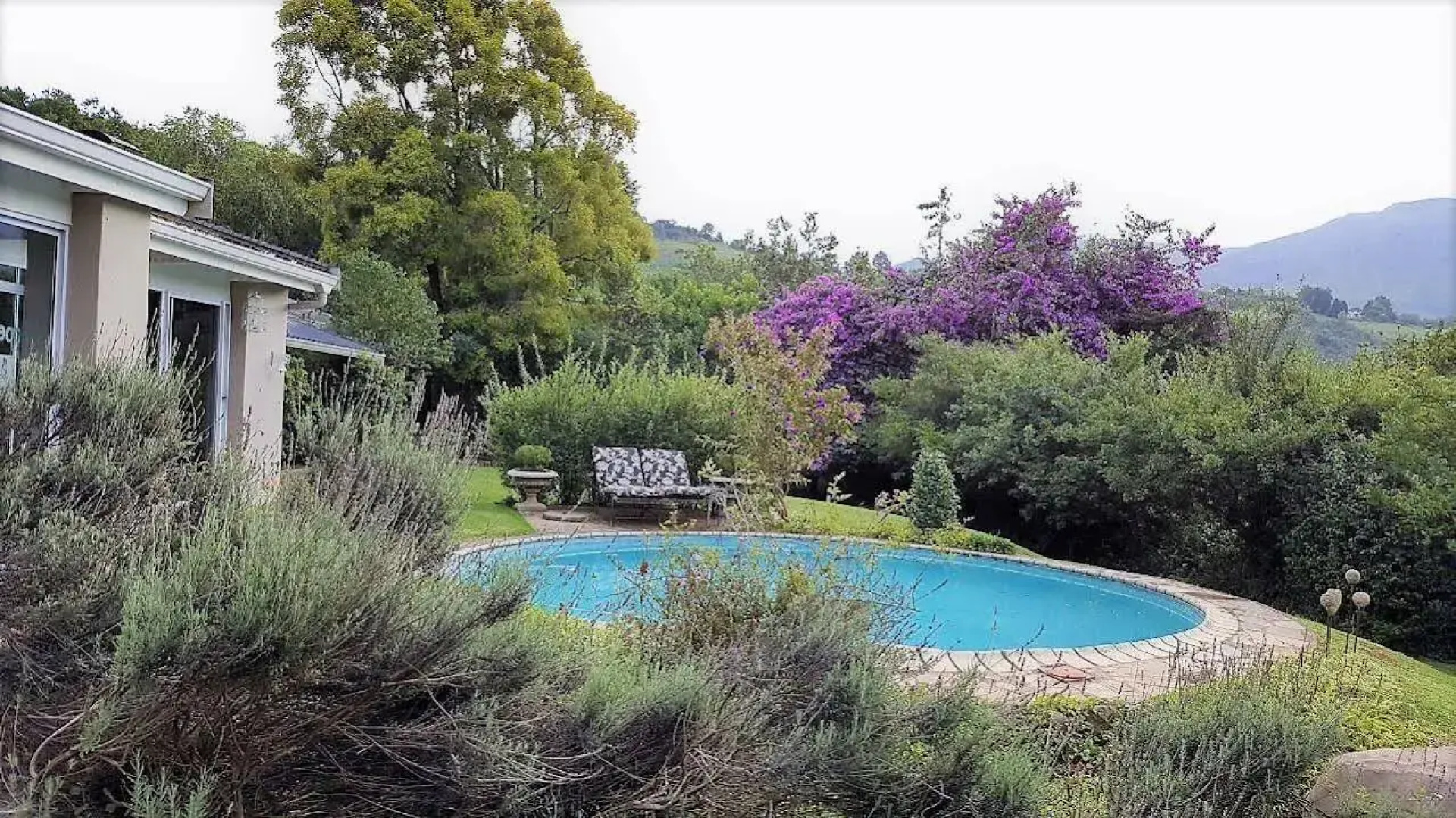 Cathkin Cottage B&B