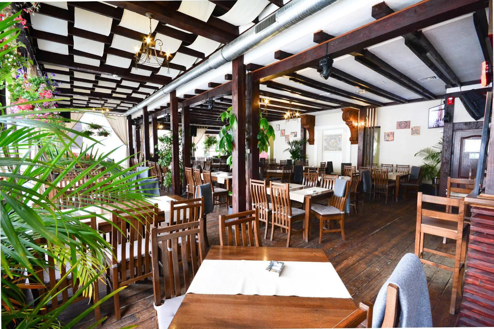 La Strada Boutique Villa