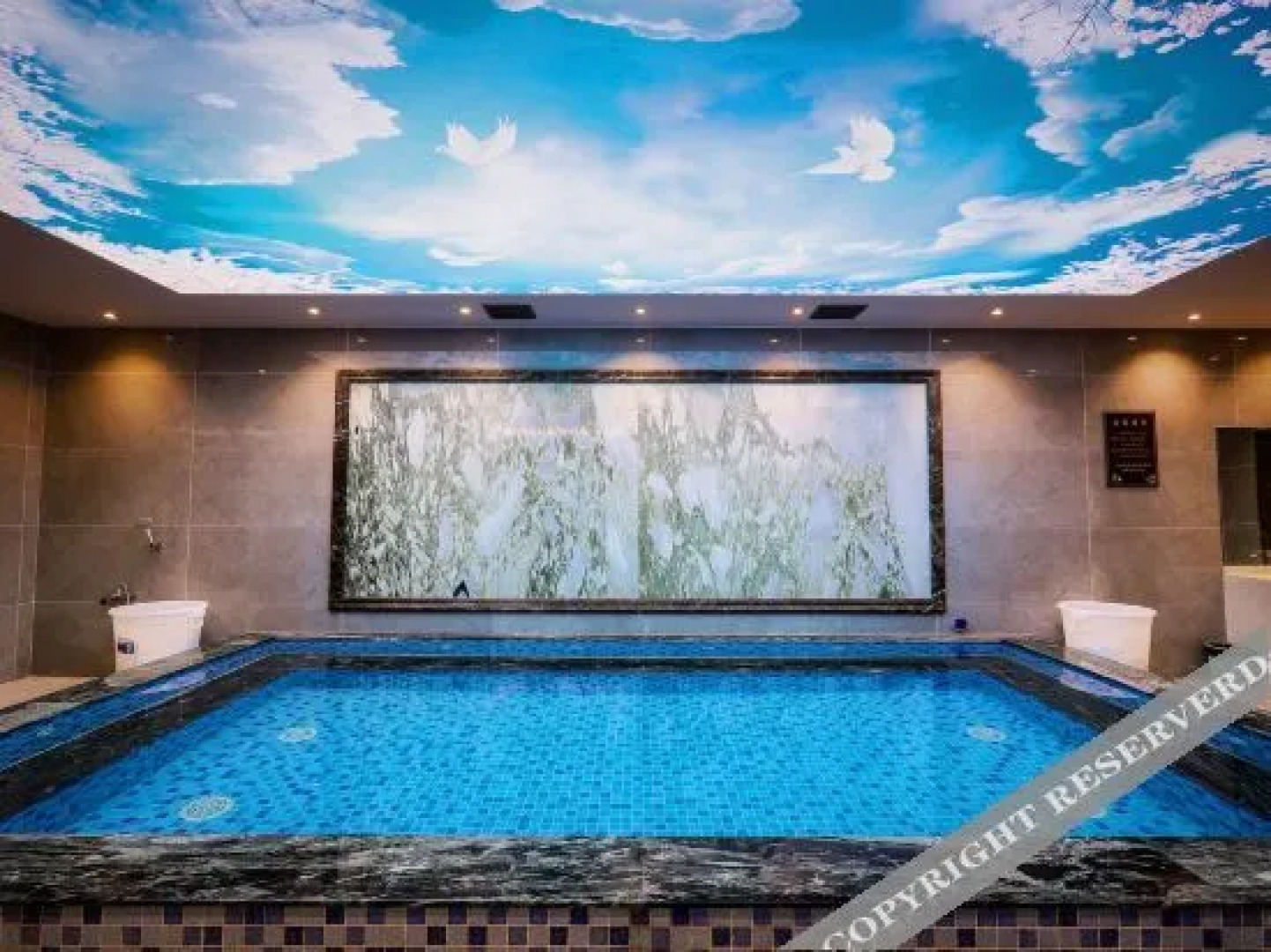 Tanghai Holiday Hotel