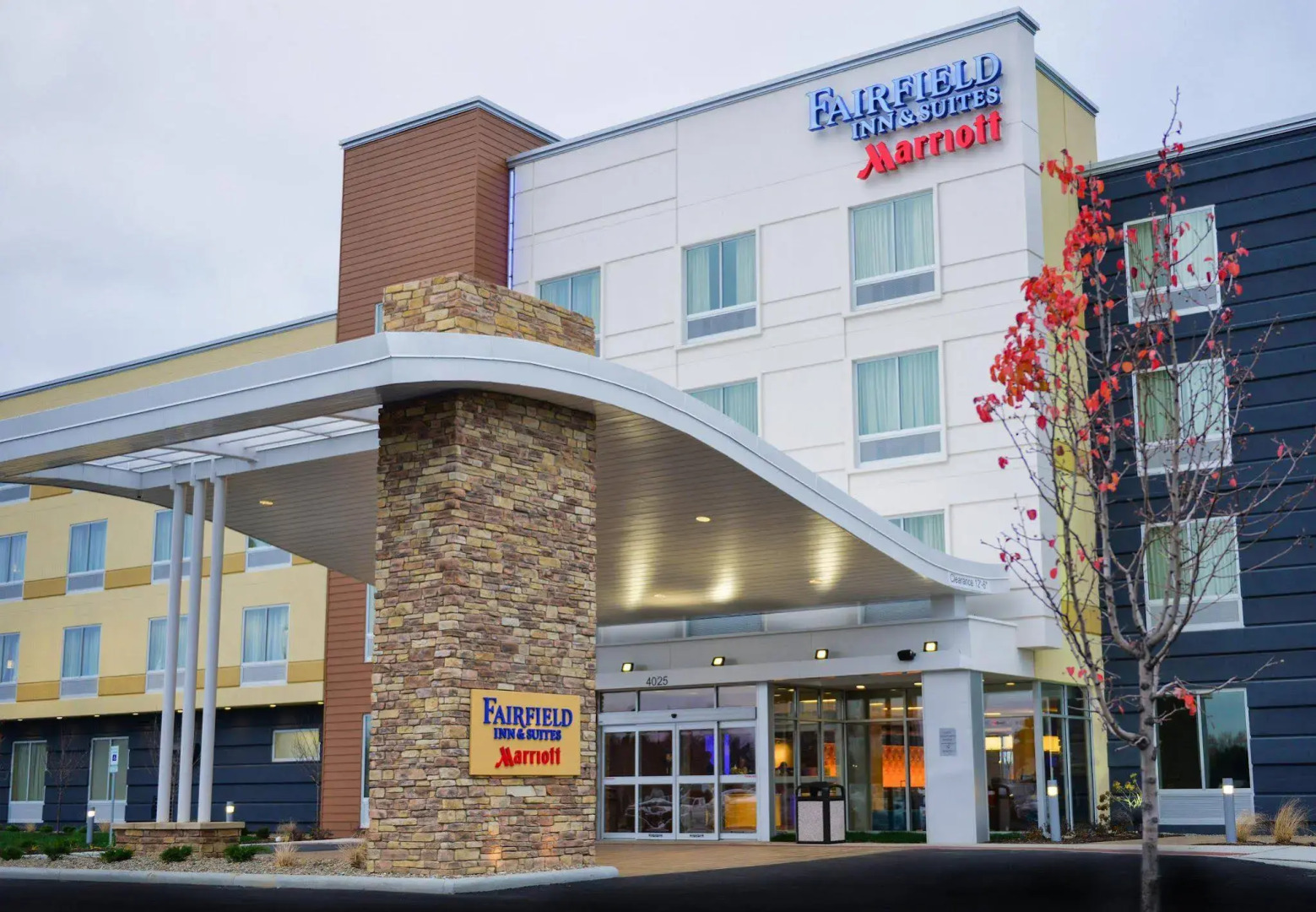 Fairfield Inn & Suites Canton South
