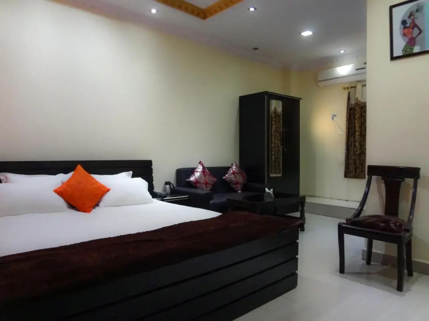 Hotel Parvati Palace