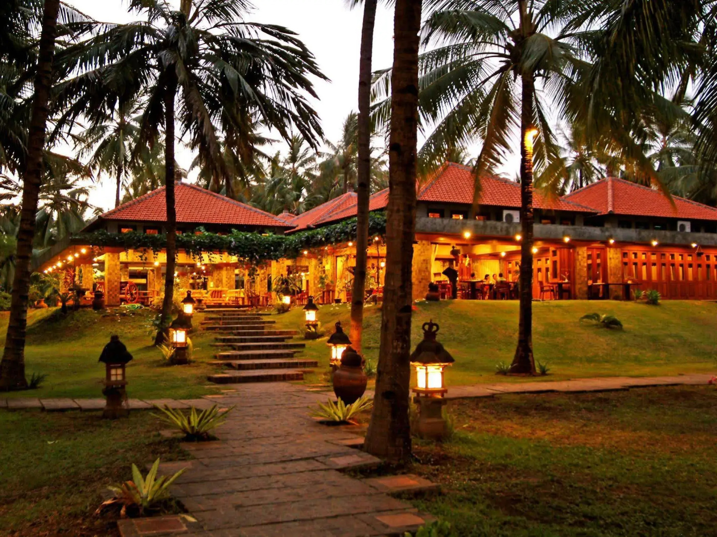 Ketapang Indah Hotel