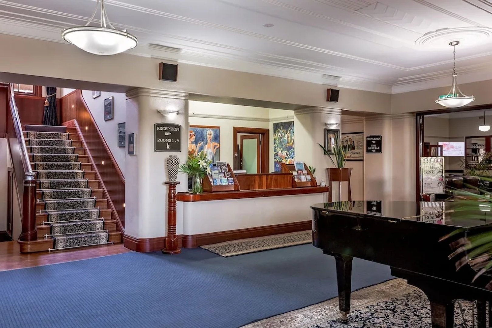 Caves House