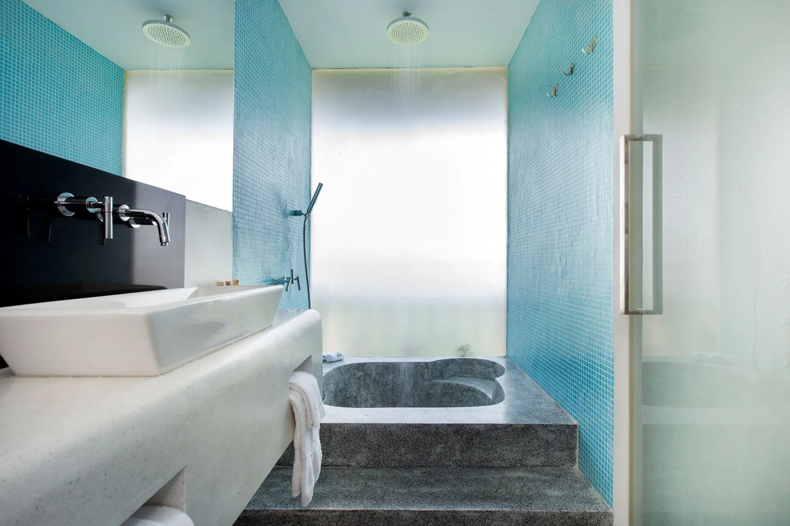 Mekong Riverside Boutique Resort & Spa