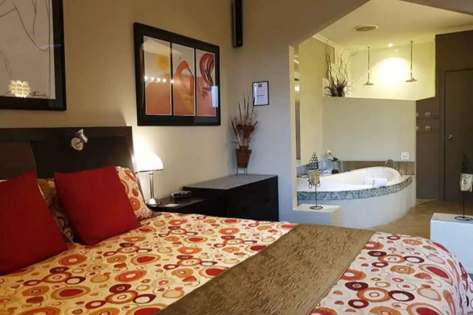 Riverview Rise Retreats