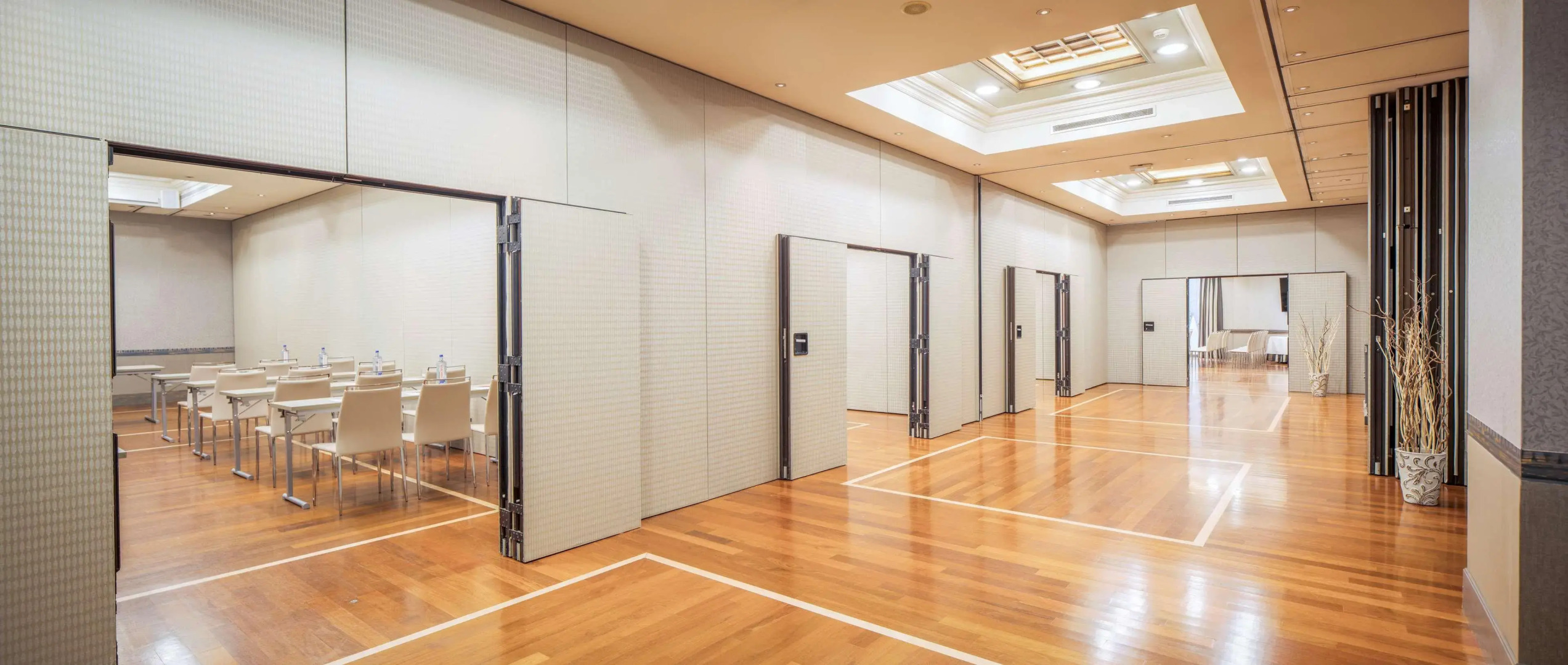 Отель NH Collection Vigo