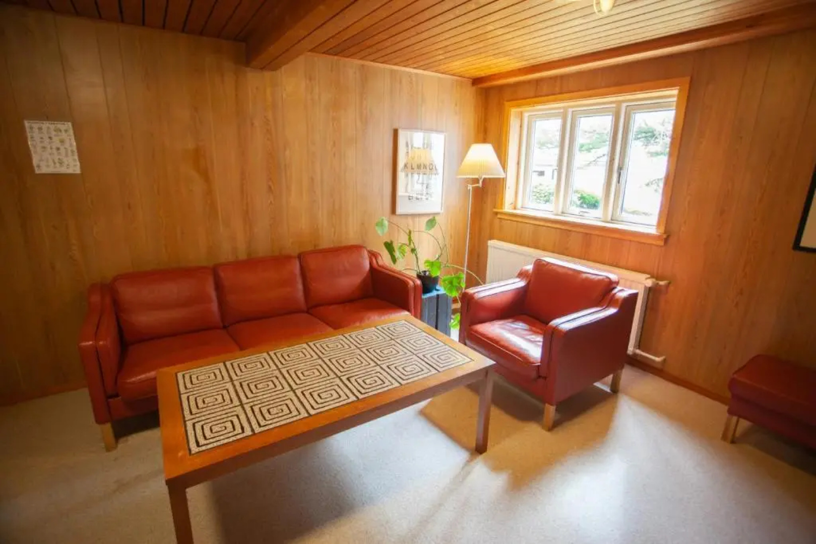 3 Storey 5 Bedroom, 3 Bathroom House in the Center of Tórshavn