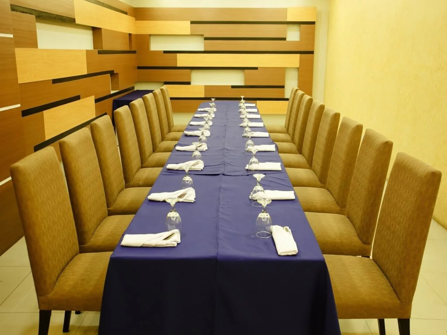 Big 8 Corporate Hotel