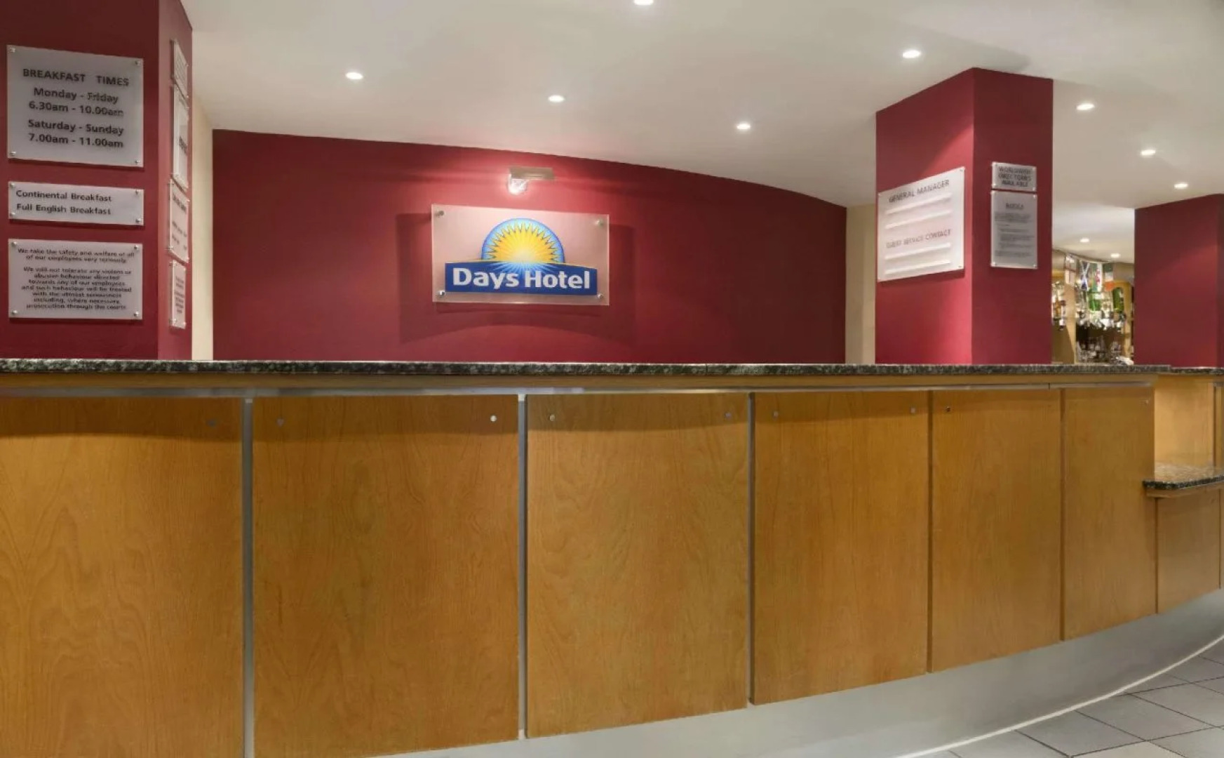 Waterloo Hub Hotel & Suites