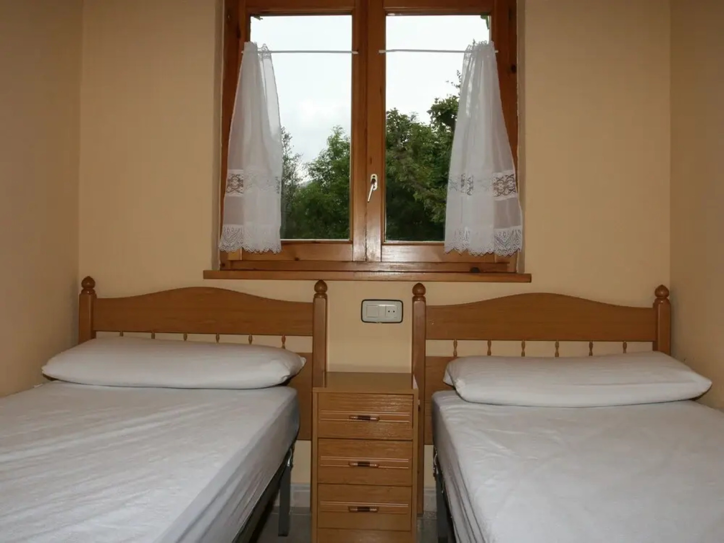 Scenic Bungalow With a Fireplace in the Middle of the Pyrenees