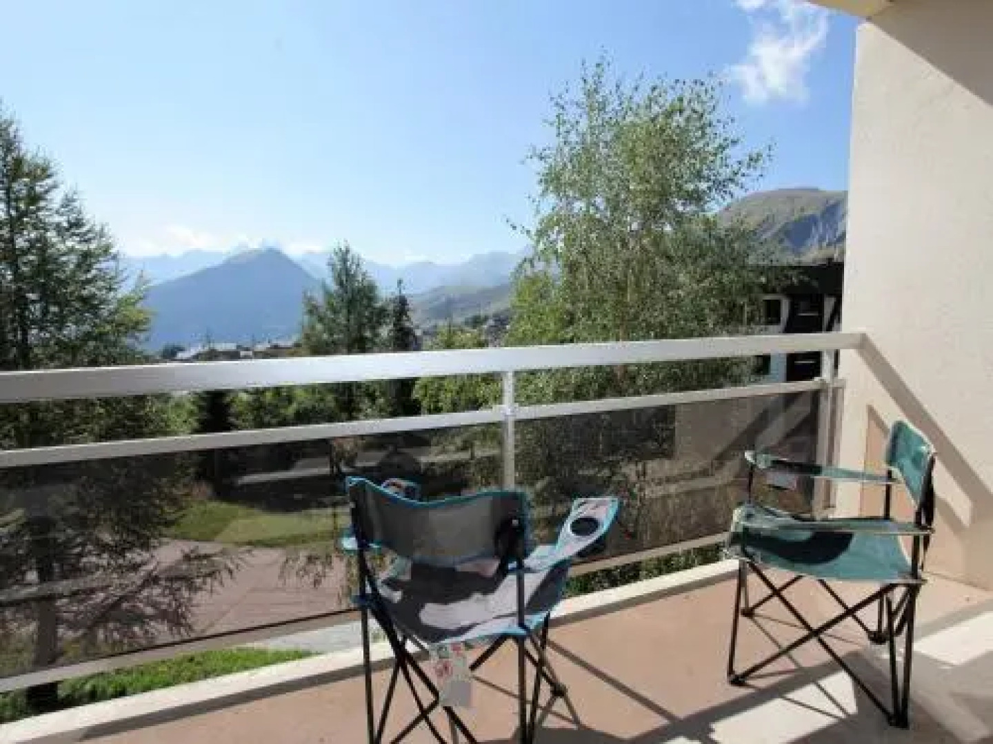 Apartment Cote Louve