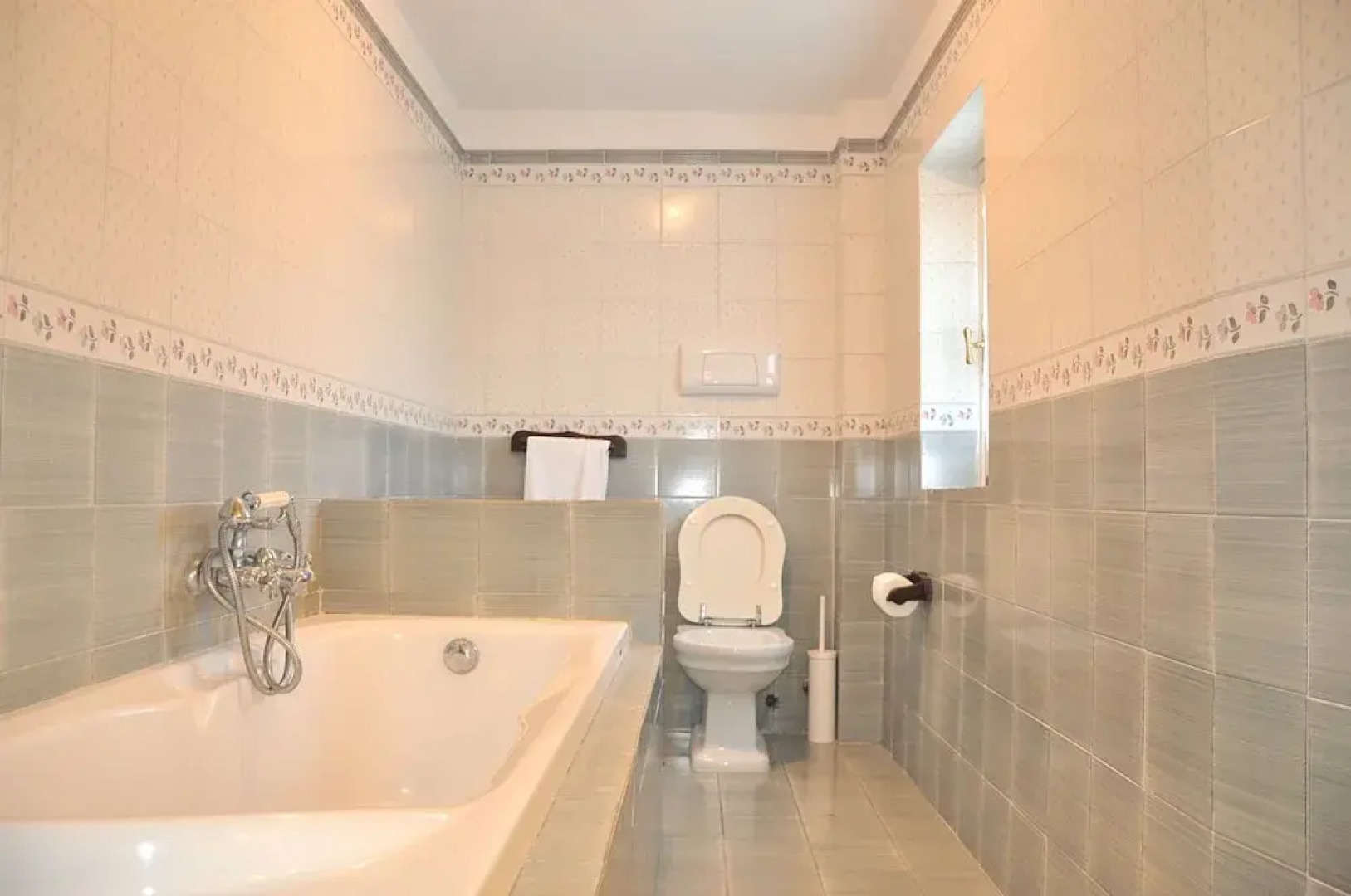 Villa Montecasciano - 8 Sleeps Private Garden