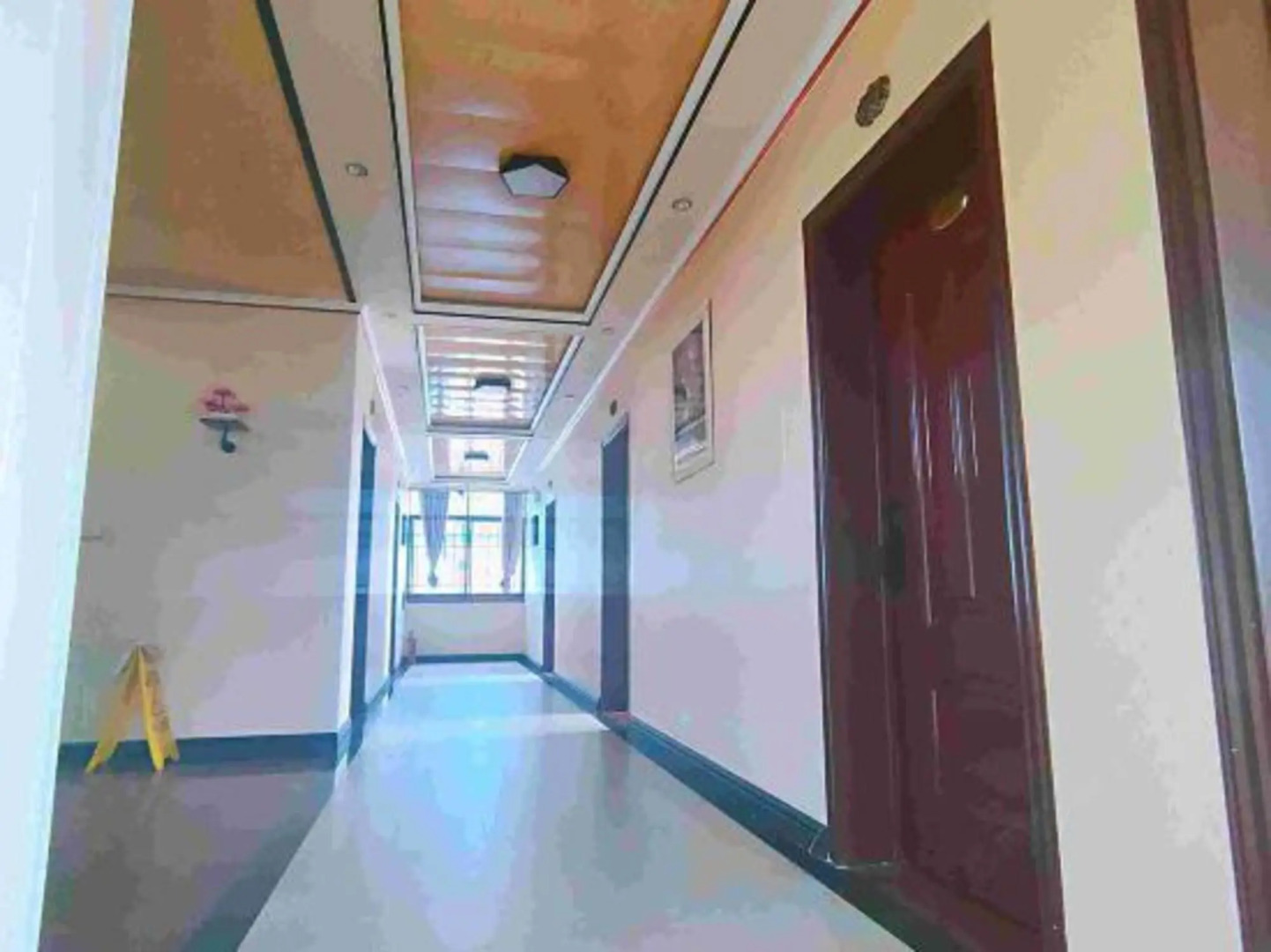 Longhushan Youjian Inn