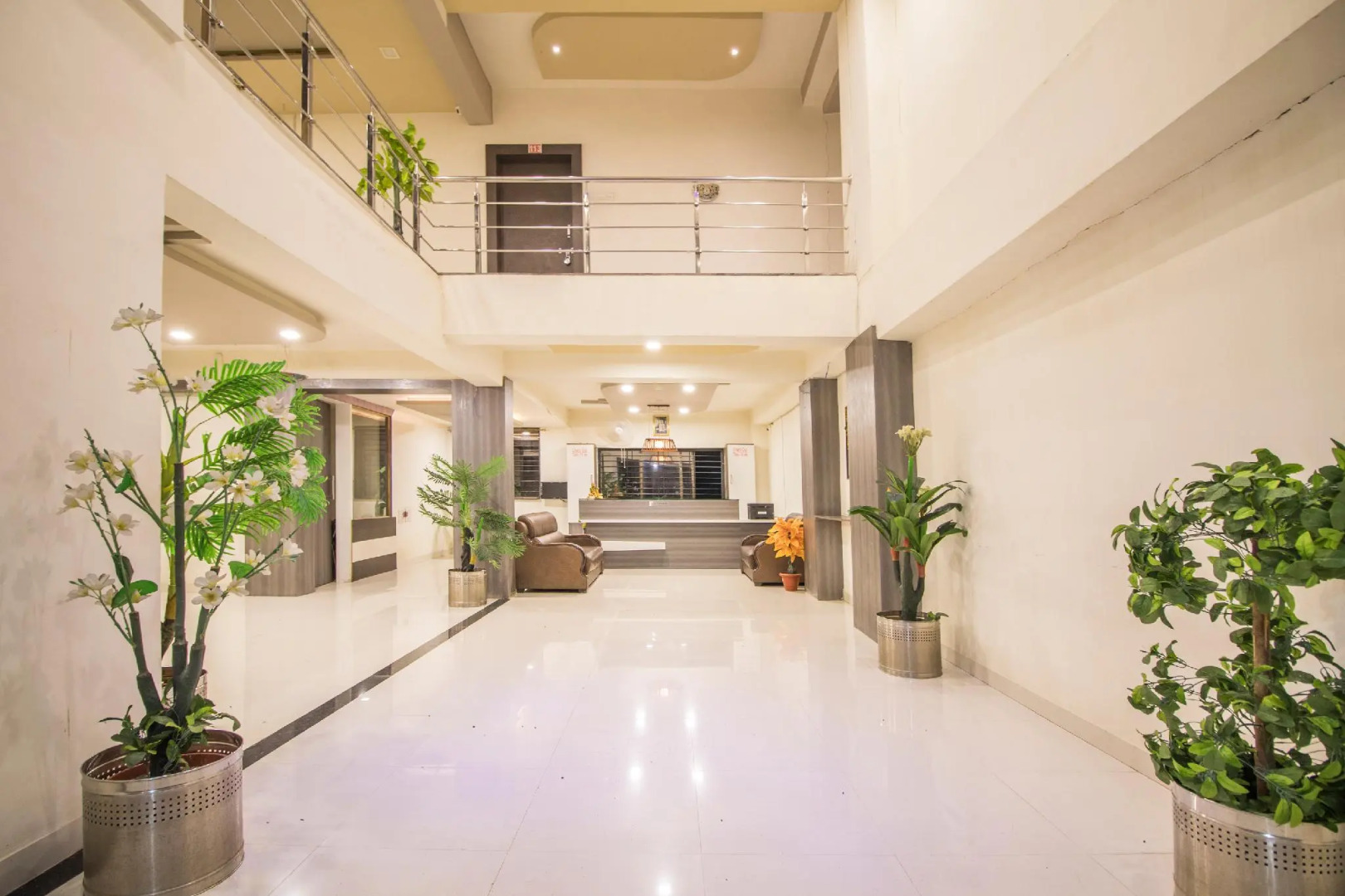 Hotel Yogiraj Palace