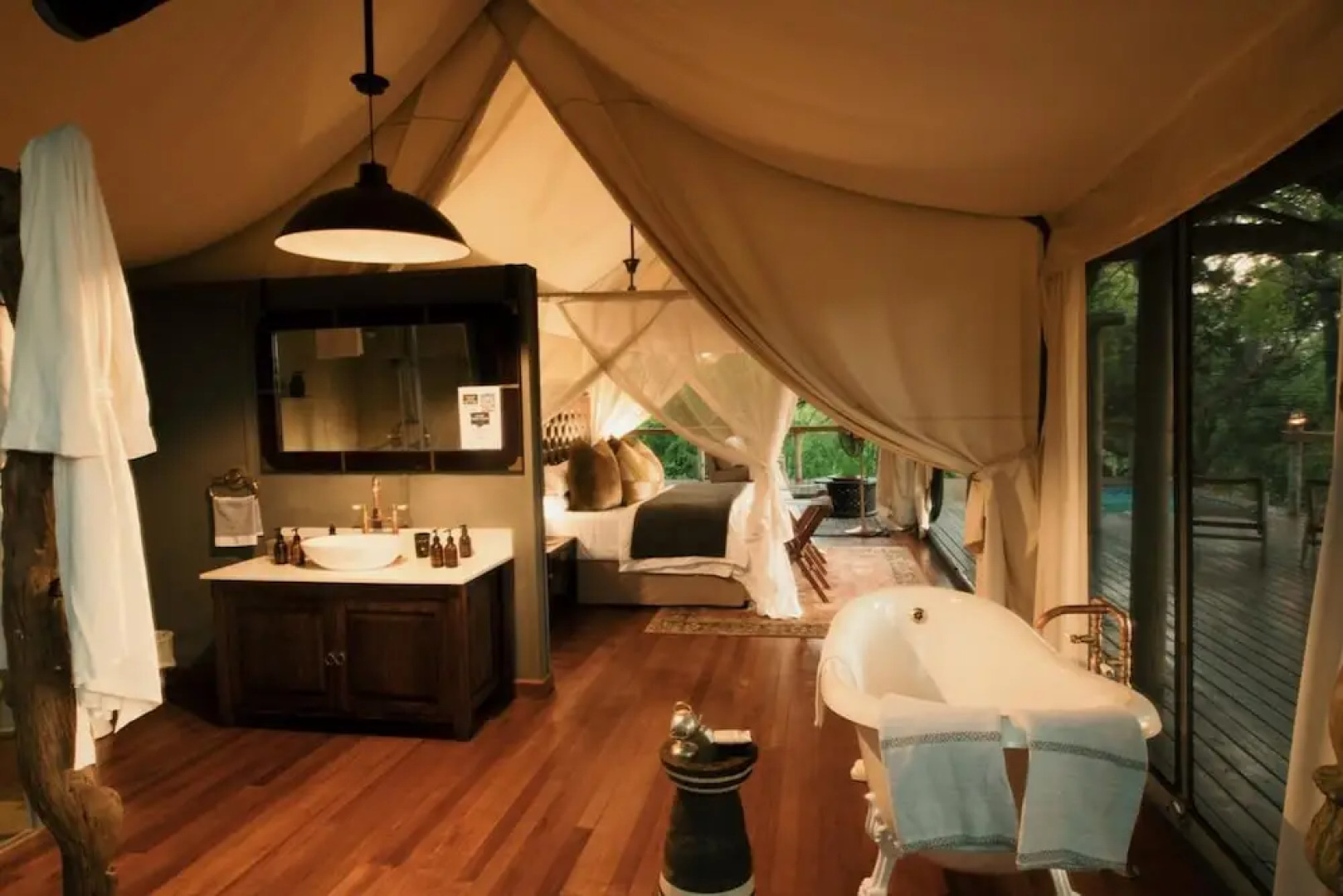 Rhino Sands Safari Camp