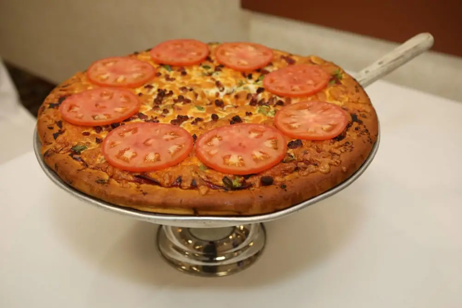 Continental Inn & Suites