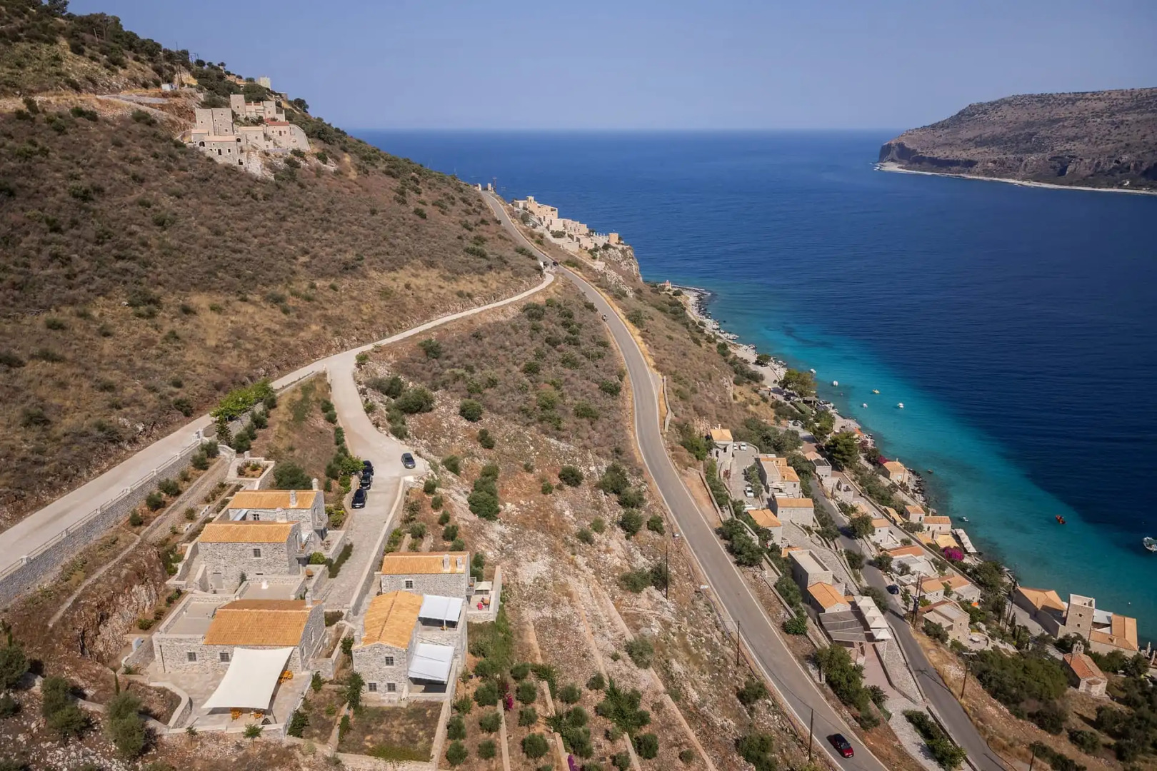 Trapela Limeni Luxury Suites