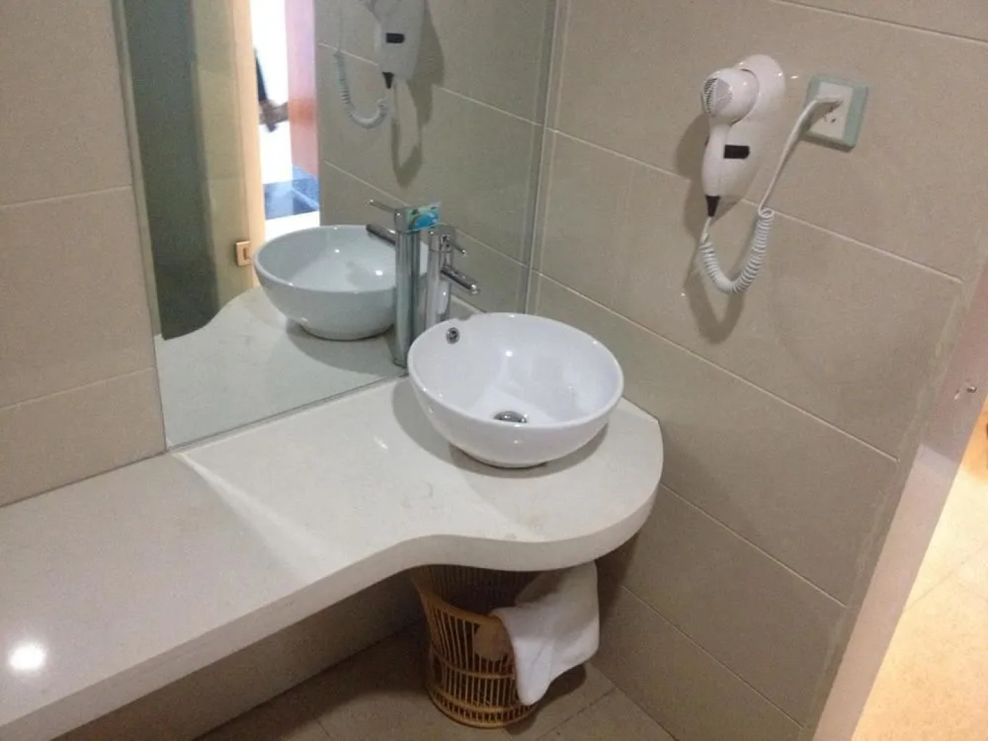 Nanhua Qifu Hot Spring Hotel