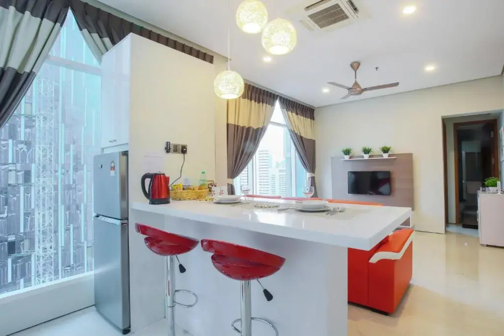 Soho Suites KLCC by 21 Century travel