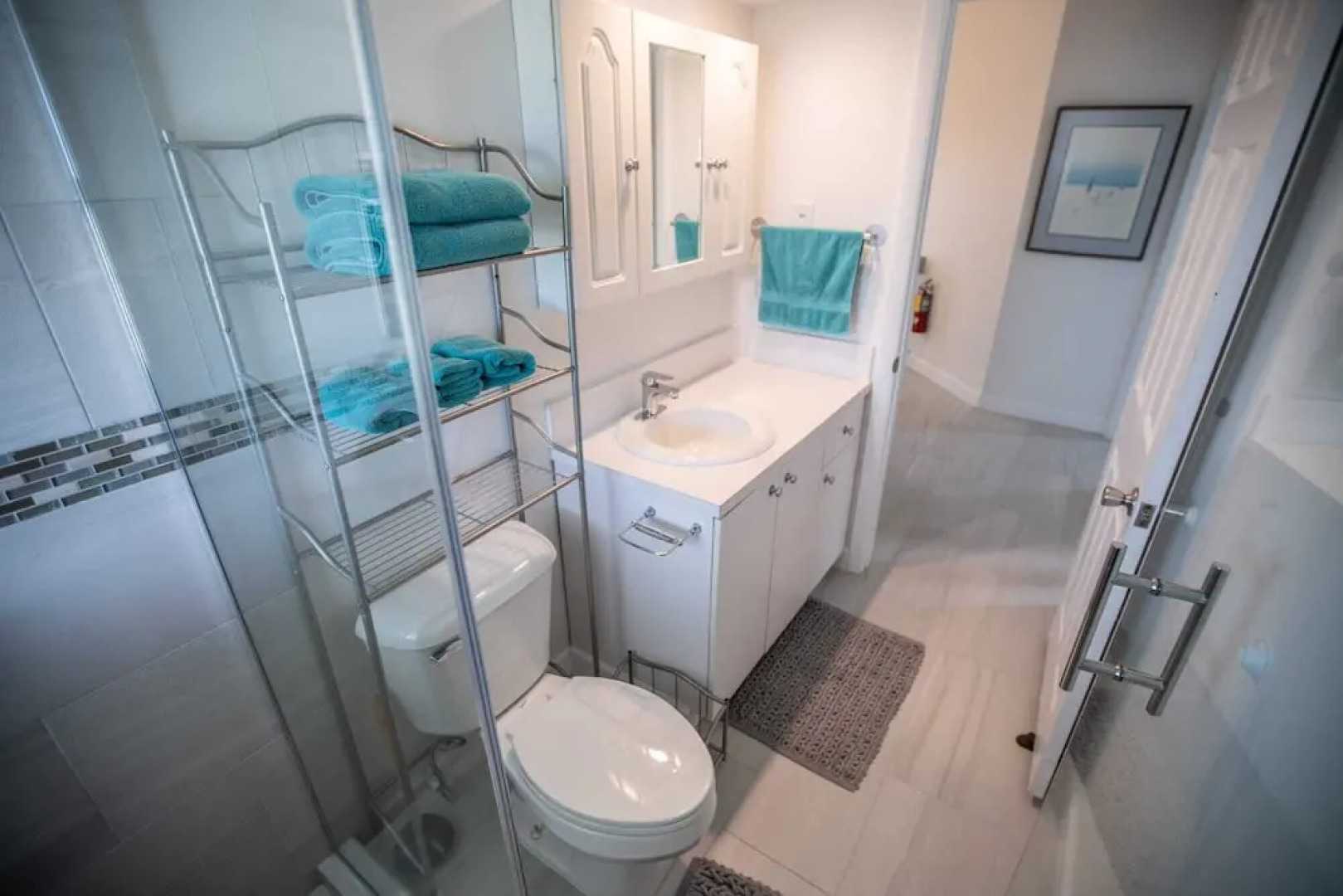 Enjoy Sunsets at Fully Equipped Condo at the Beach