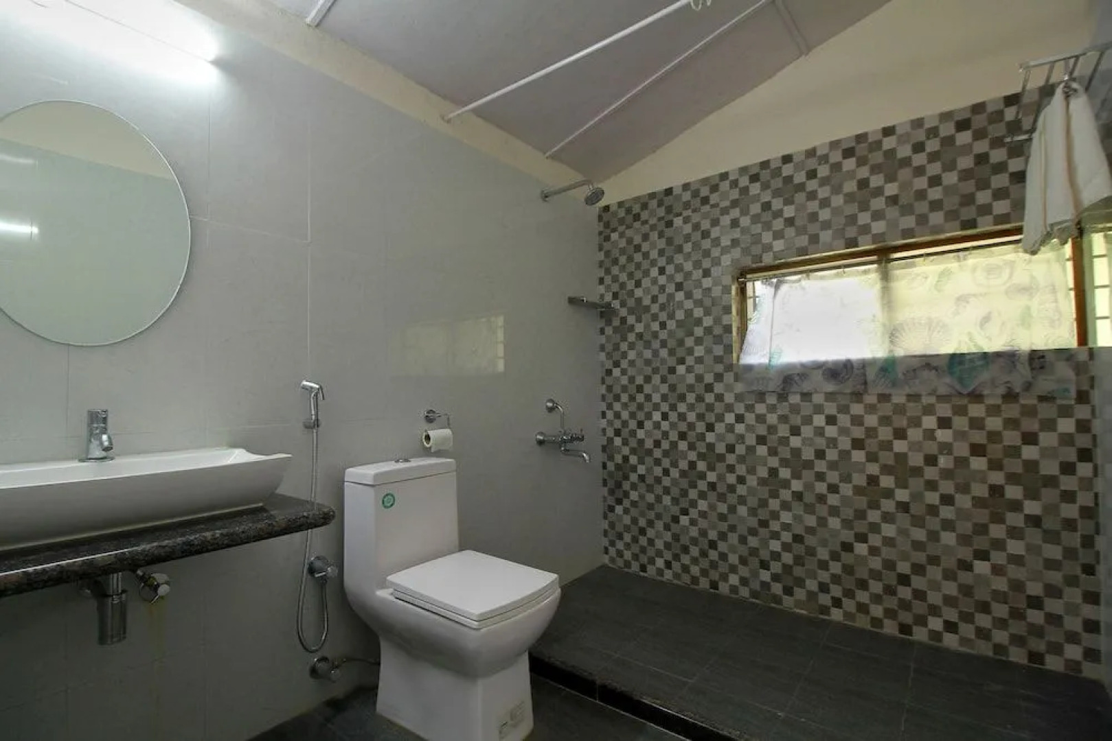 OYO 19168 Alathcad Homestay