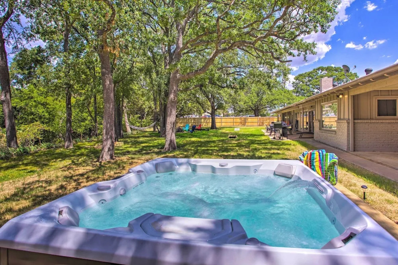 Lake View Tangled at Texoma Home w/ Hot Tub!