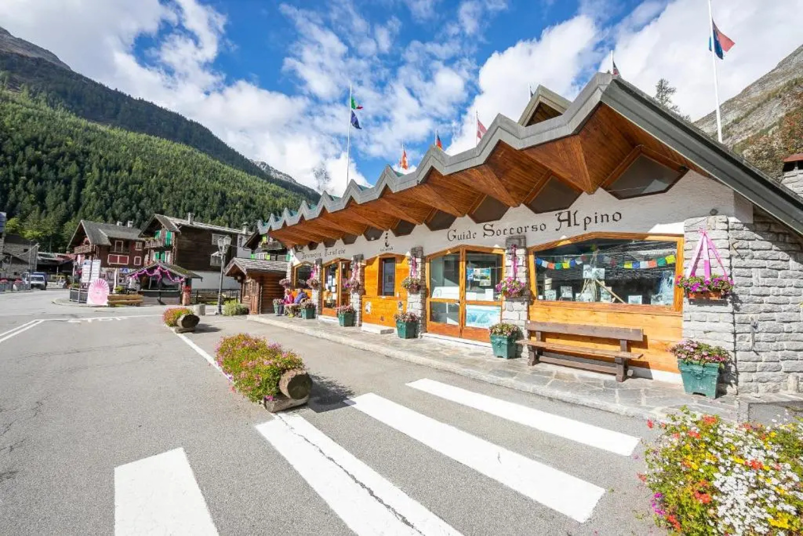 Monterosa Cozy Apartment 200m From Ski