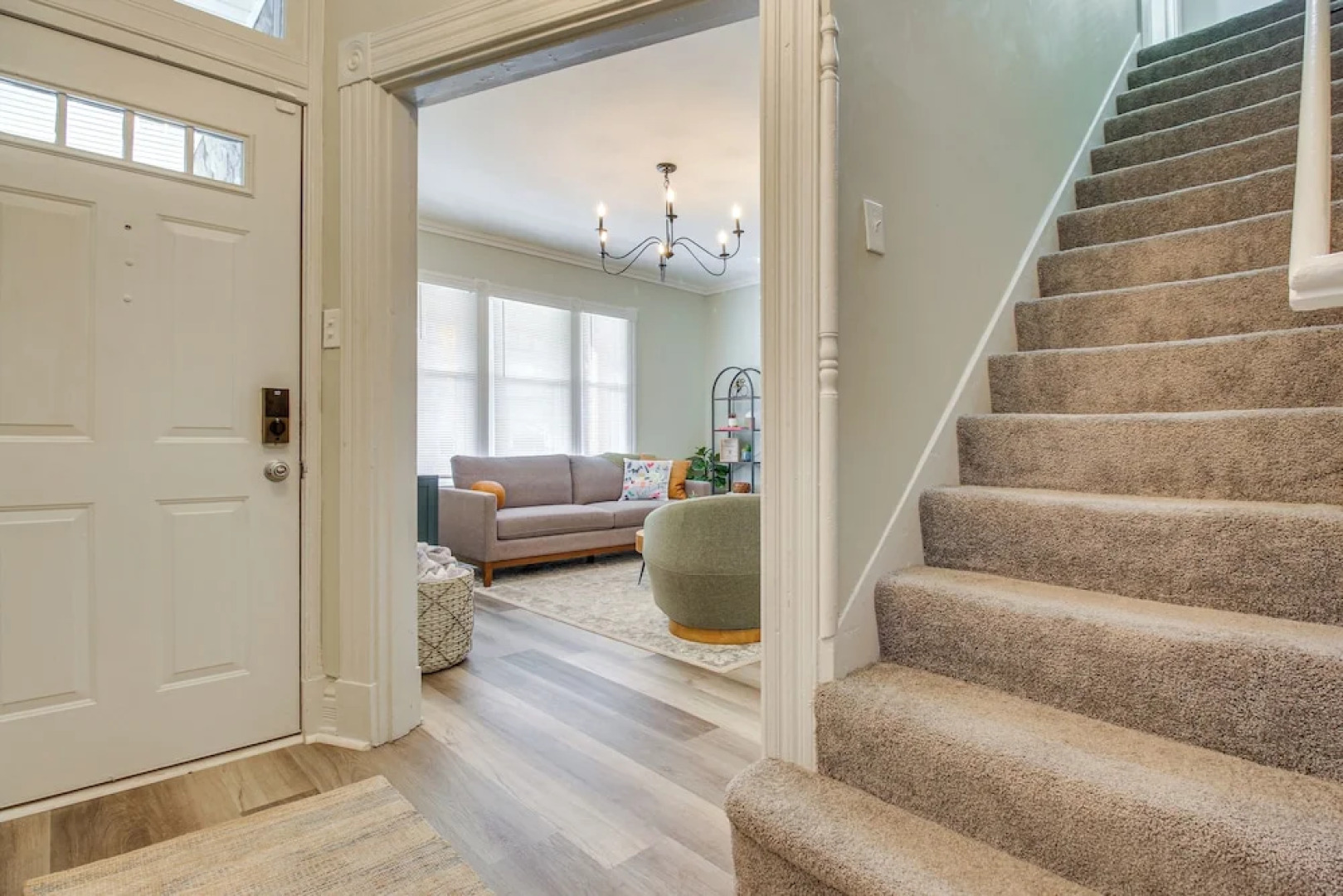 2 Mi to Dtwn Cincinnati: Home w/ Fenced Yard!