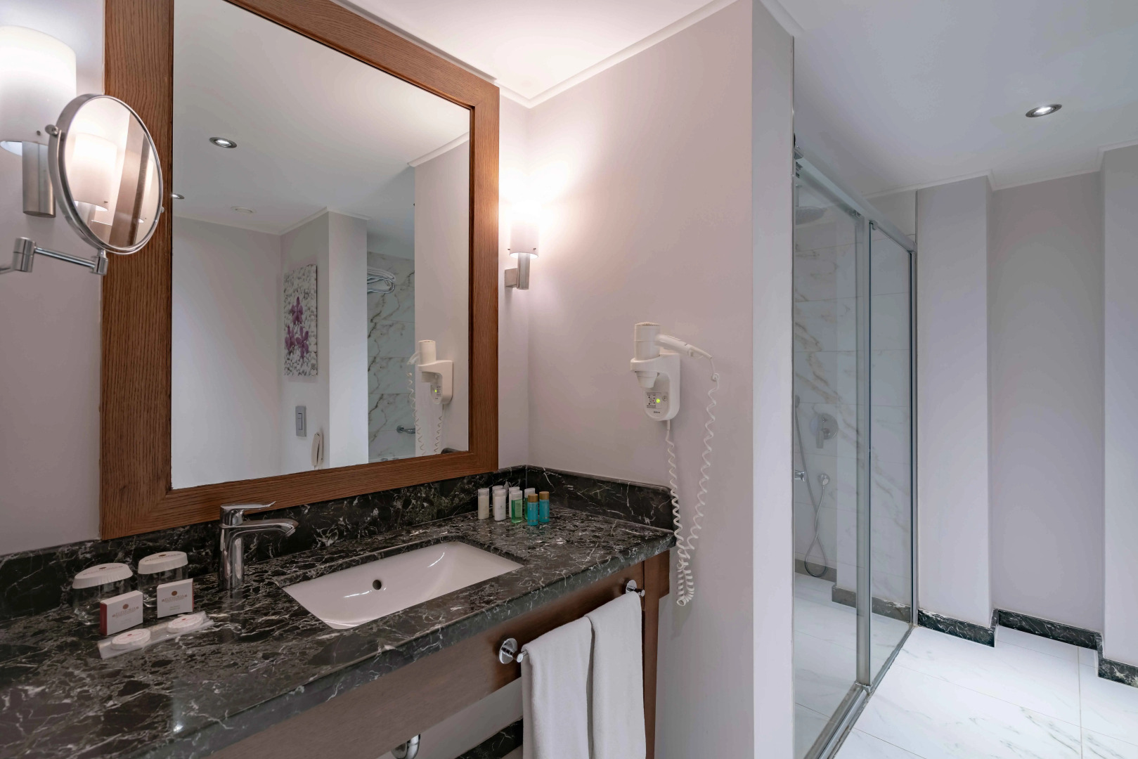 Royal Teos Thermal Resort Clinic & Spa - Halal Hotel