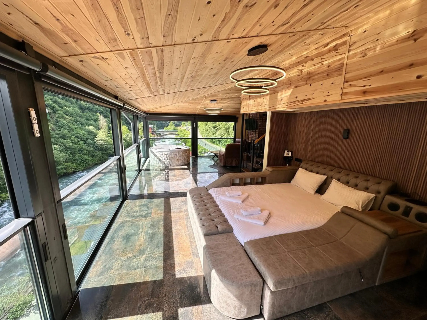 Tuva Villa's