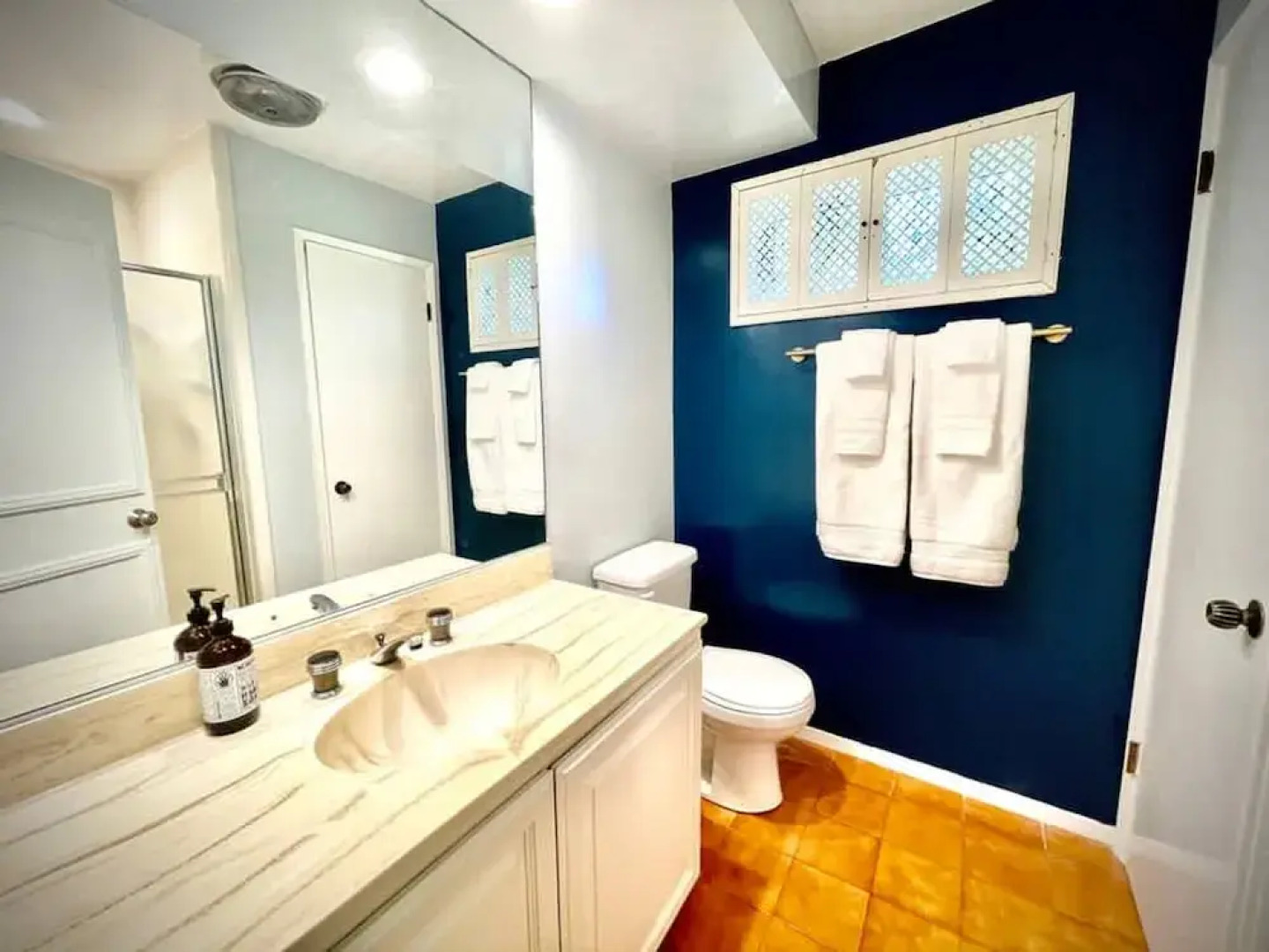 Pacific Dreams at Woodland Hills Distinguished 8 Br 6 5 BA Residence With Pool and Spa Sleeps 16