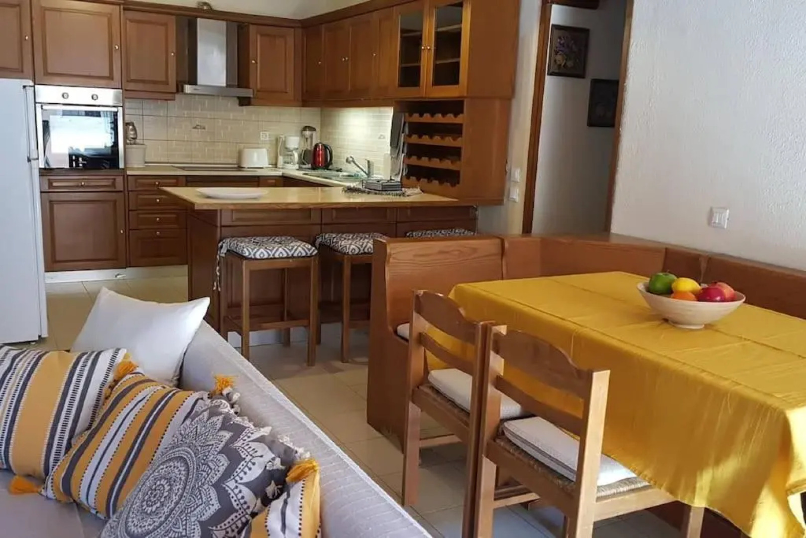 Irene's Apartment In Salakos