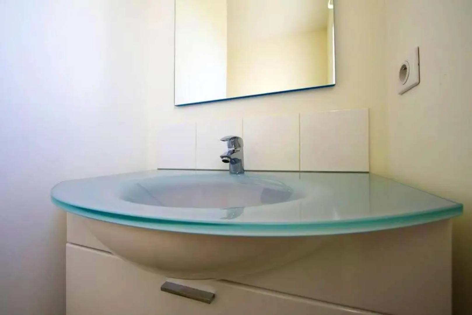 Maison de 2 chambres avec jardin clos et wifi a Marsillargues