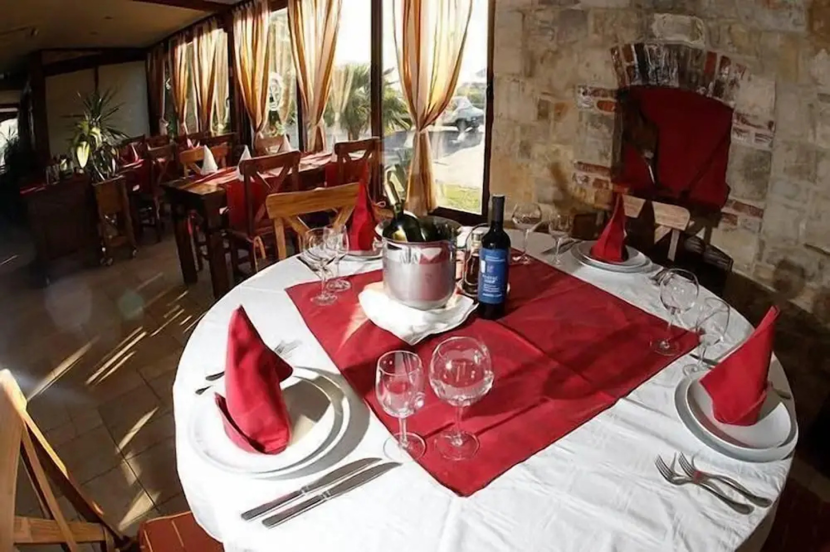 Fortuna Hotel & Restaurant